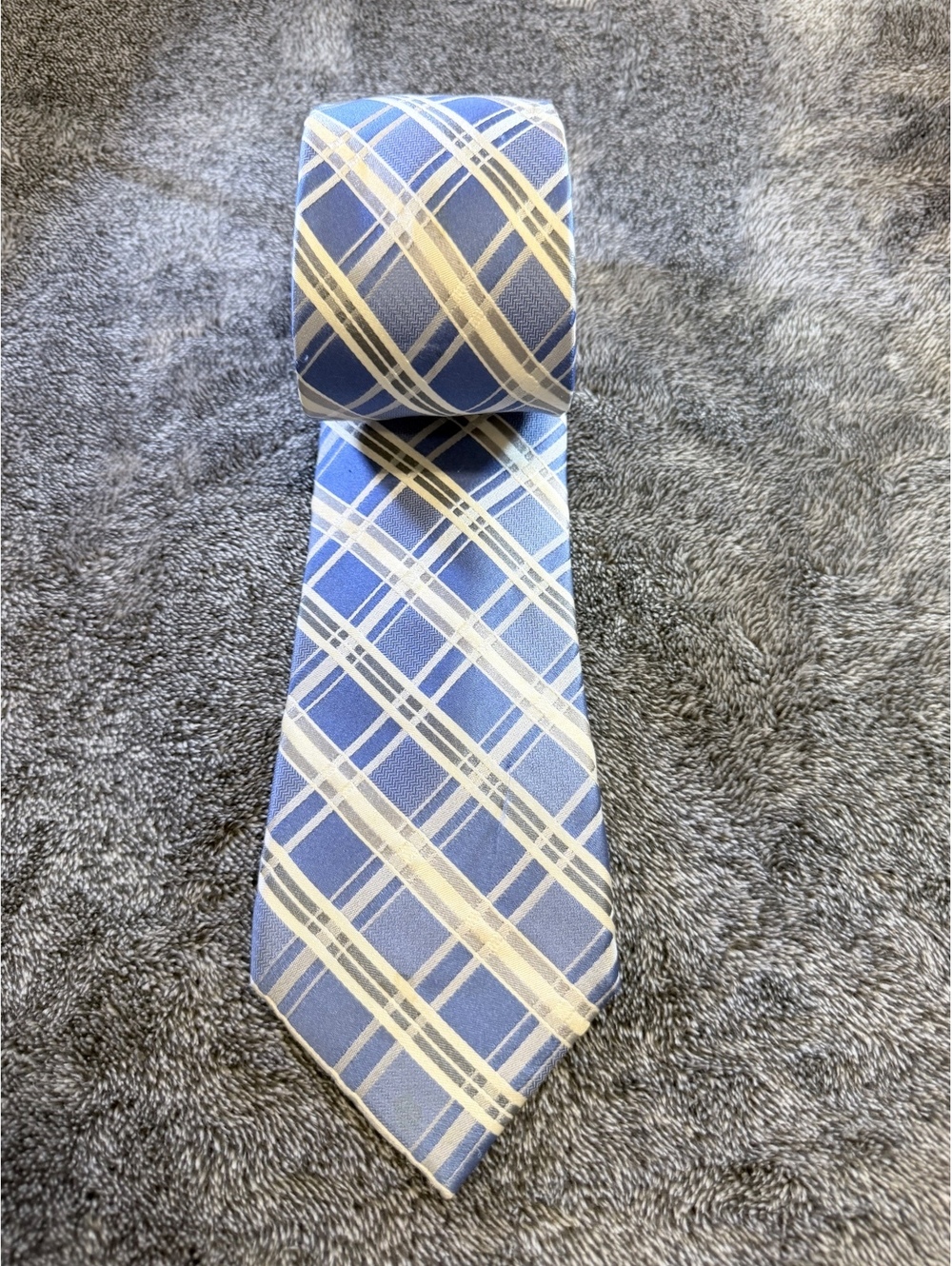 Michael Kors 100% Silk Blue and Cream Plaid Tie
